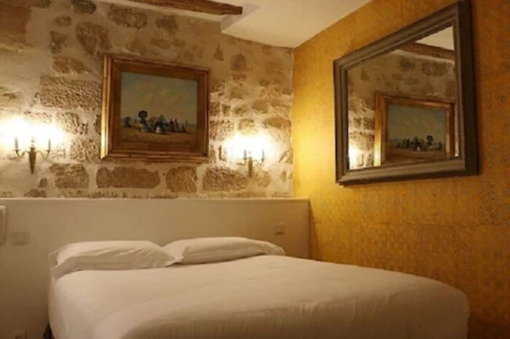 ROOM, TRIPLE
