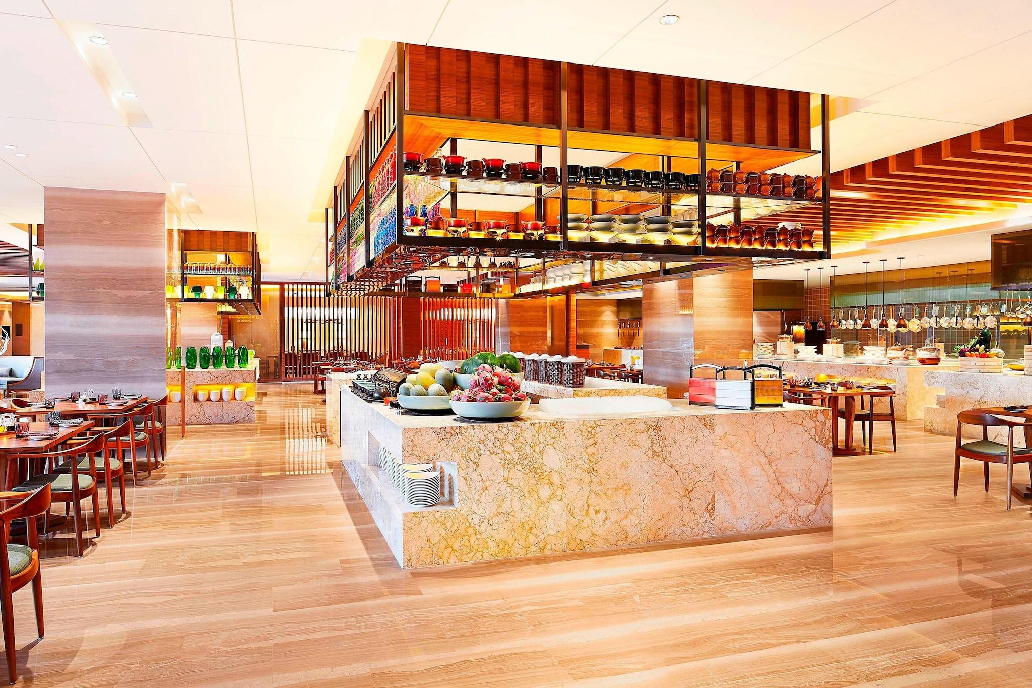 Aloft Zhengzhou Zhengdong New District 52/66