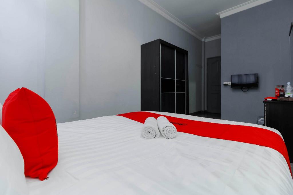 Reddoorz Plus Near Batam City Square 15/29