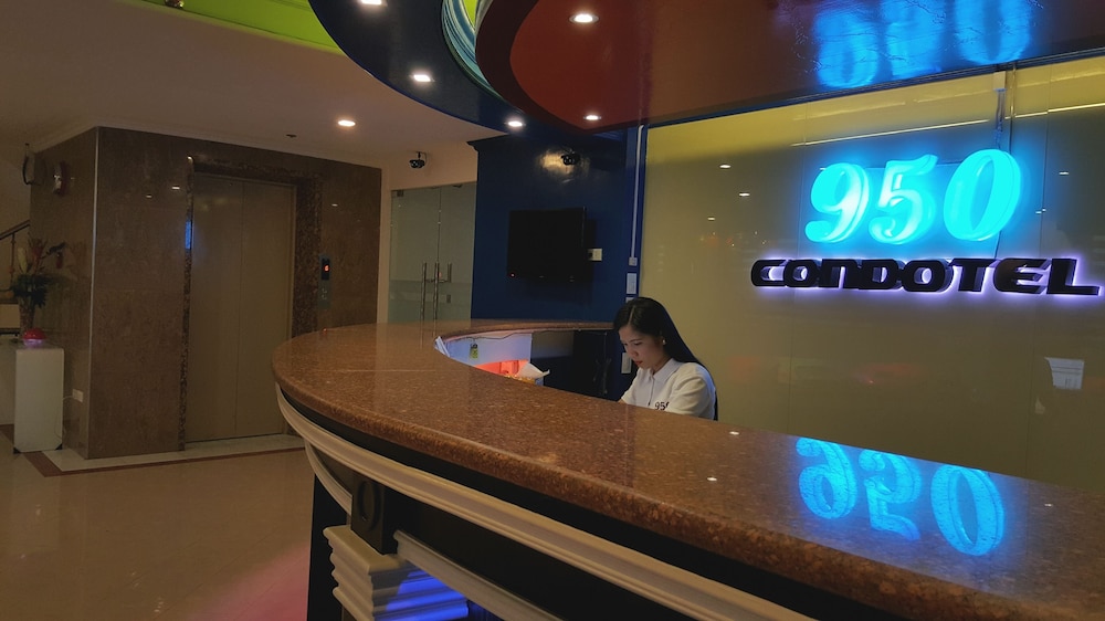 950 Condotel 5/58