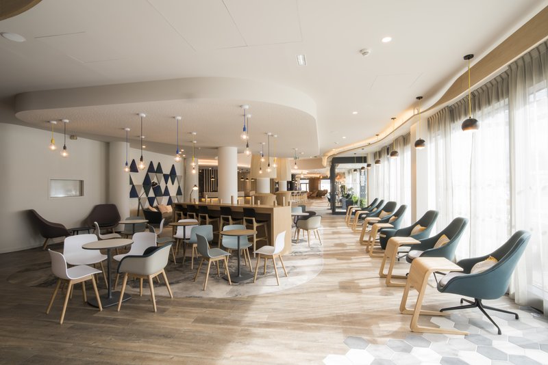 HOLIDAY INN EXPRESS PARIS - CDG AIRPORT 45/70
