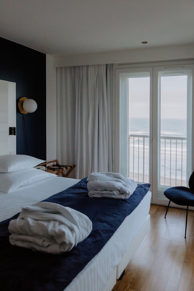 SUPERIOR, OCEAN VIEW