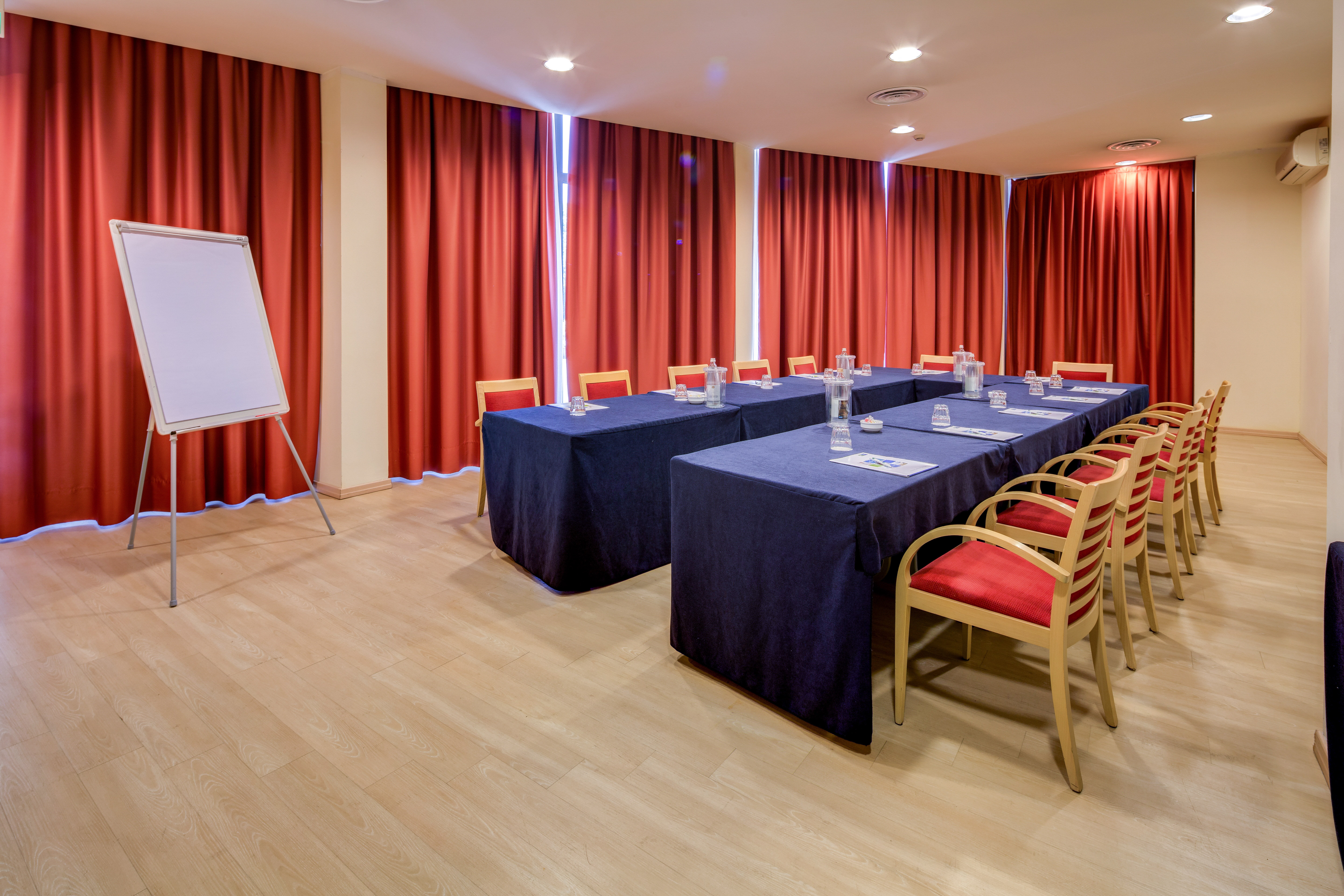 Express Holiday Inn Parma 56/59