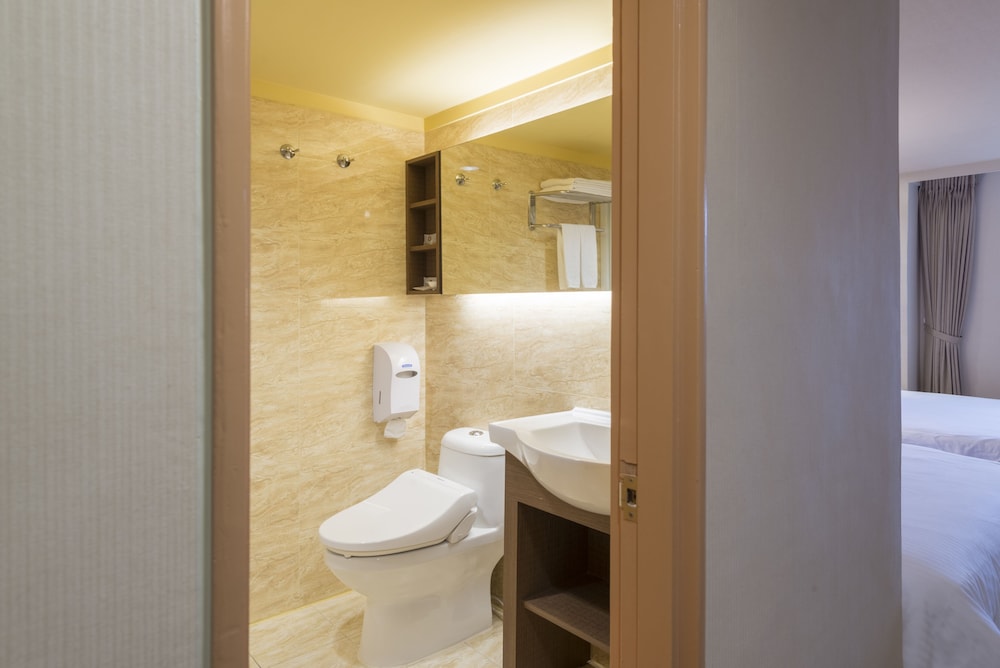 Kindness Hotel Houyi Jiuru 34/38