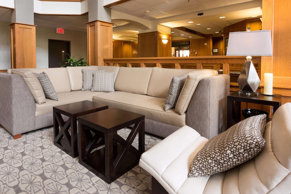 Drury Inn & Suites San Antonio North Stone Oak 26/34