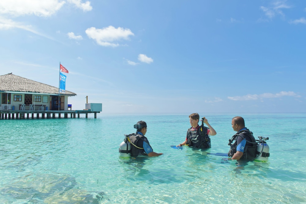 ERI Maldives 72/74