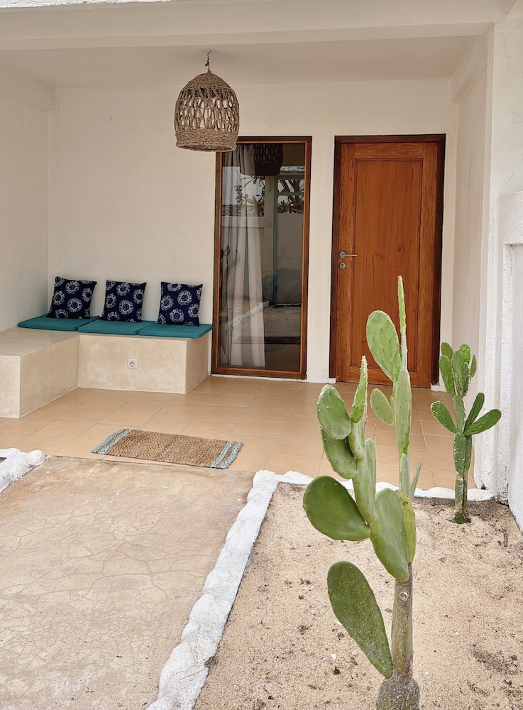 7SEAS COTTAGES 42/51