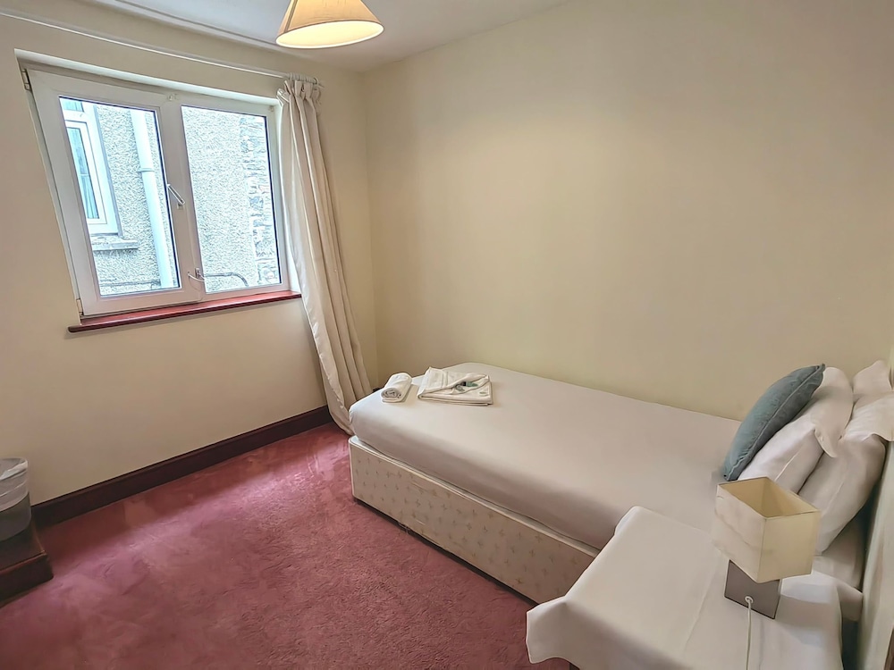 Cardigan Bay Guest House 9/50