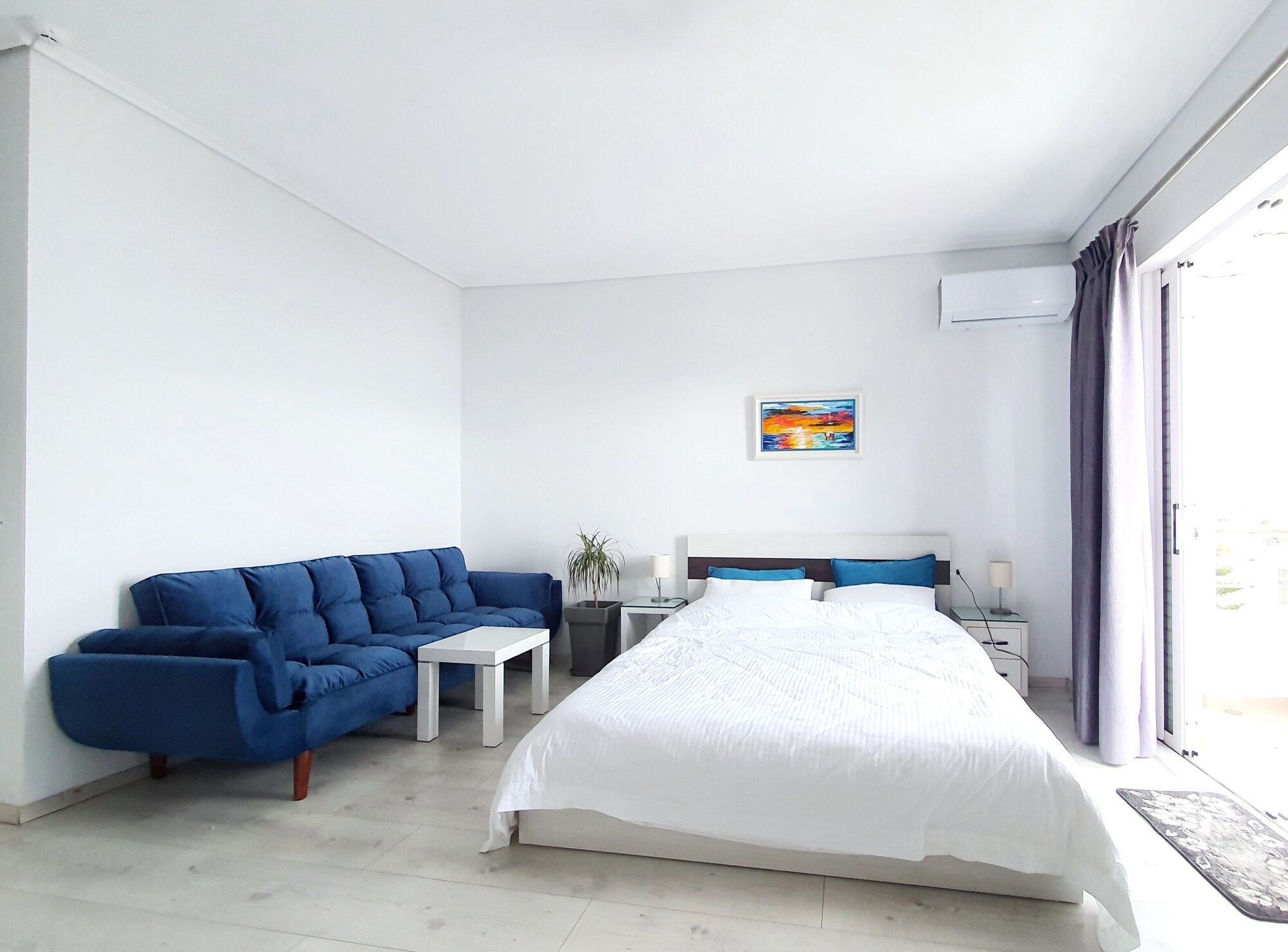 غرفة عائلية بسرير كوين وسرير بطابقين بإطلالة على البحر بشرفة بغرفة نوم واحدة، Hotel Joan 2/3