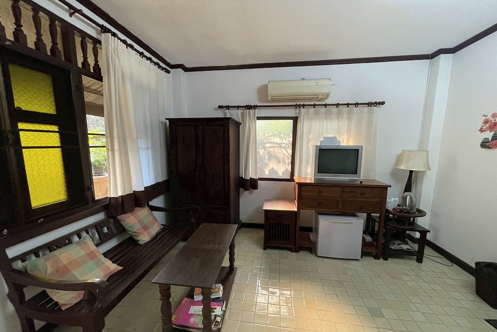 The Royal Shilton Resort 28/50