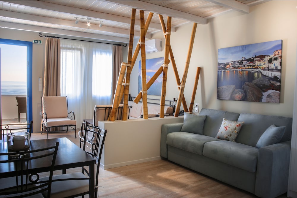 Blue Bay Resort Village 25/44