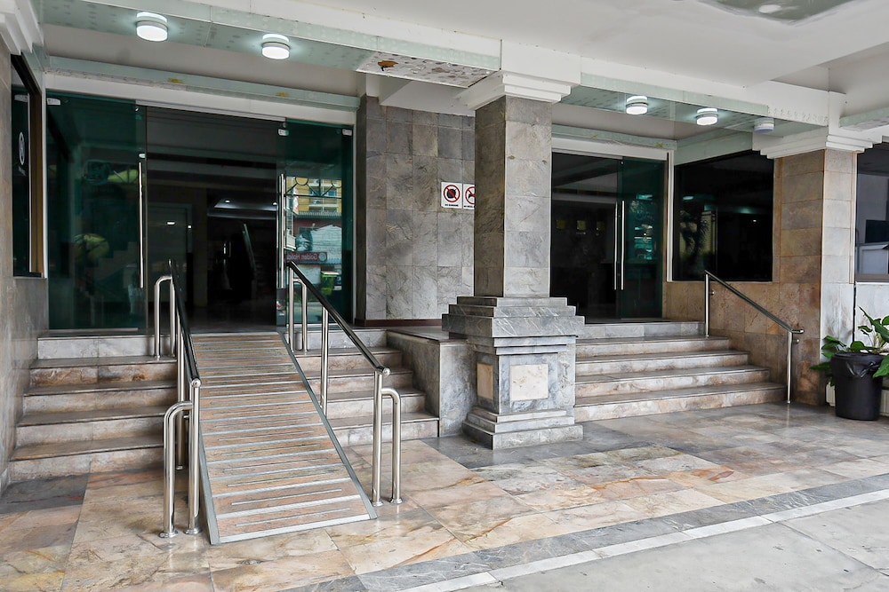 Pattaya Hiso Hotel 10/65