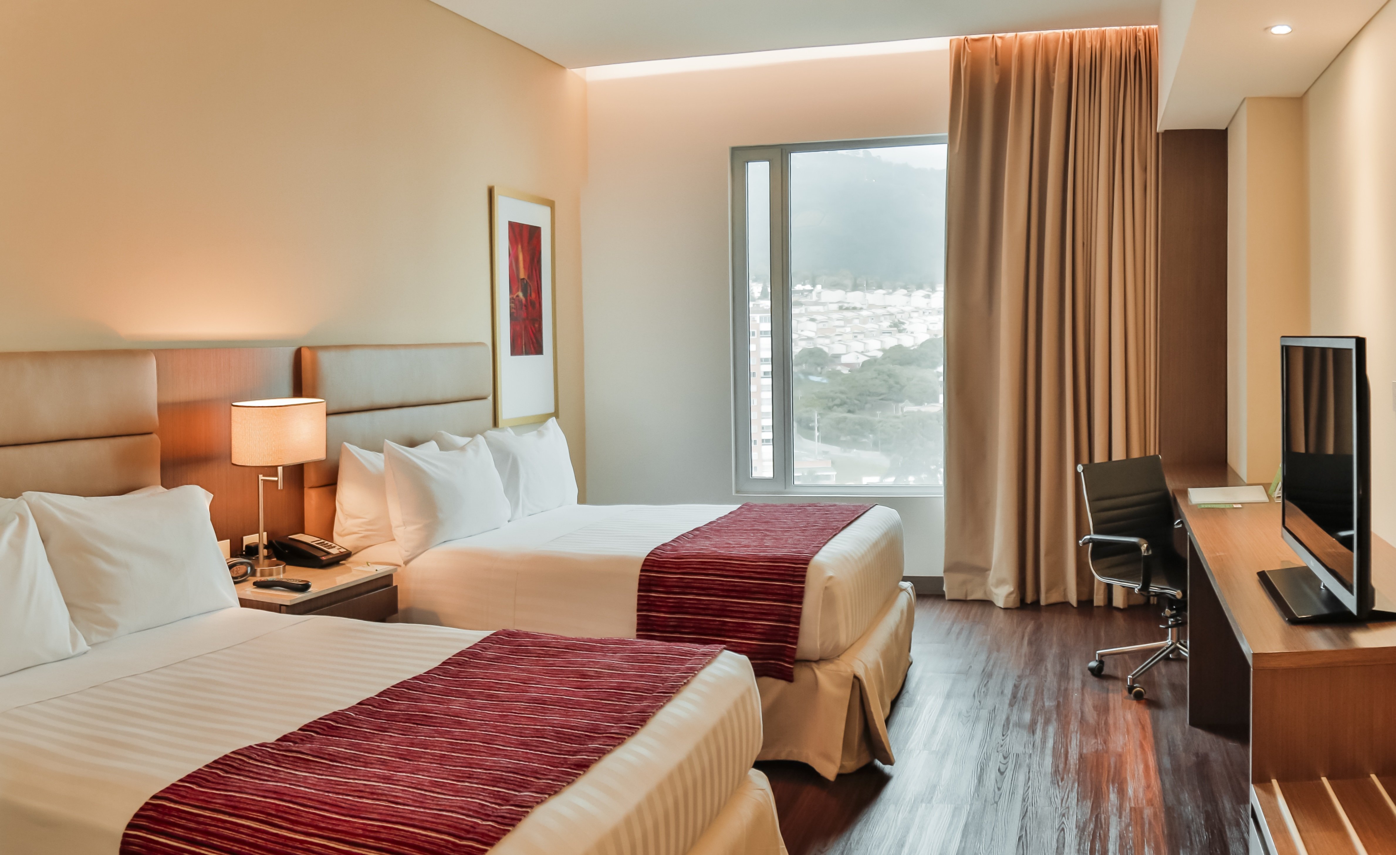 Holiday Inn Bucaramanga Cacique 24/74