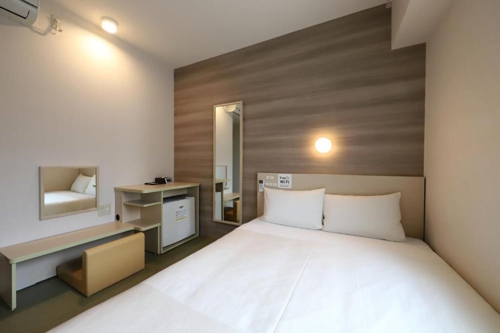 ECONOMY, DOUBLE BED