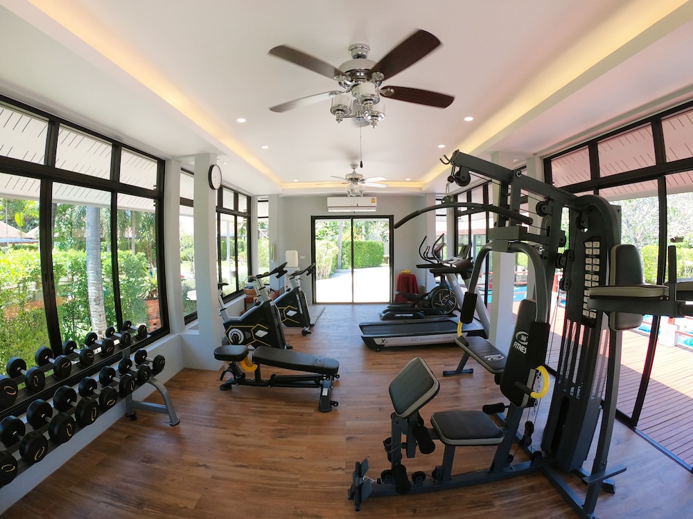 Lanta Sand Resort And Spa 42/71