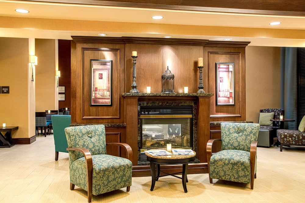 Hampton Inn and Suites Sacramento-Elk Grove Laguna I-5 29/50