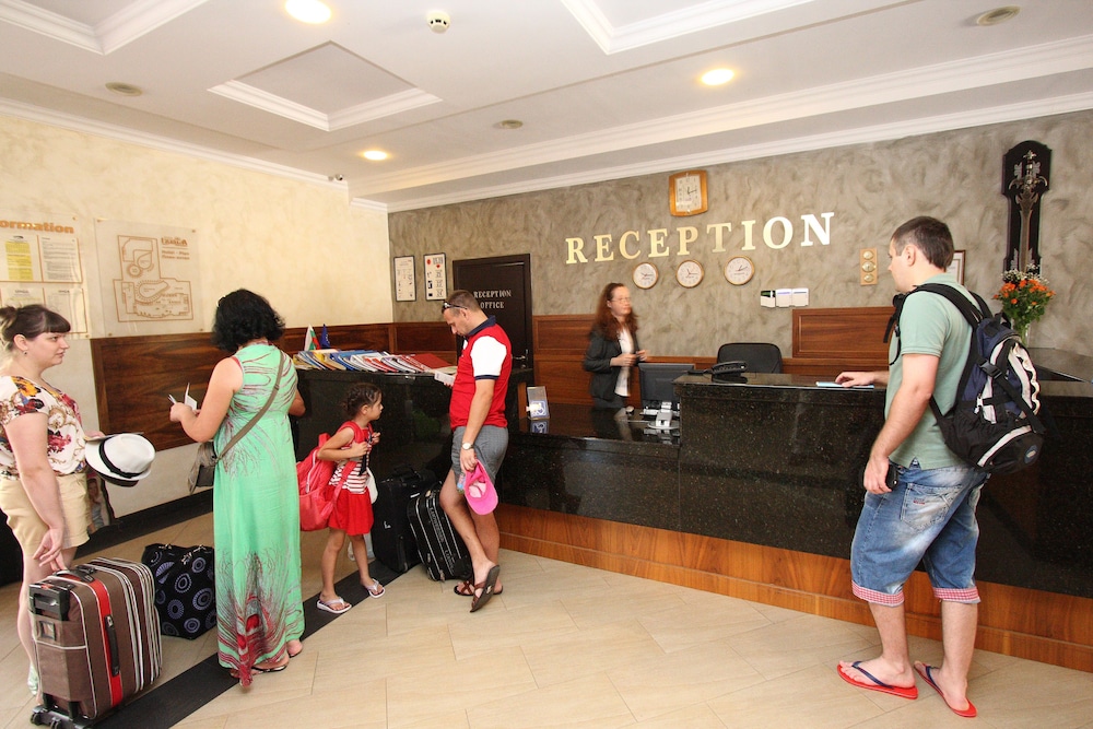 HOTEL IZOLA PARADISE photo4