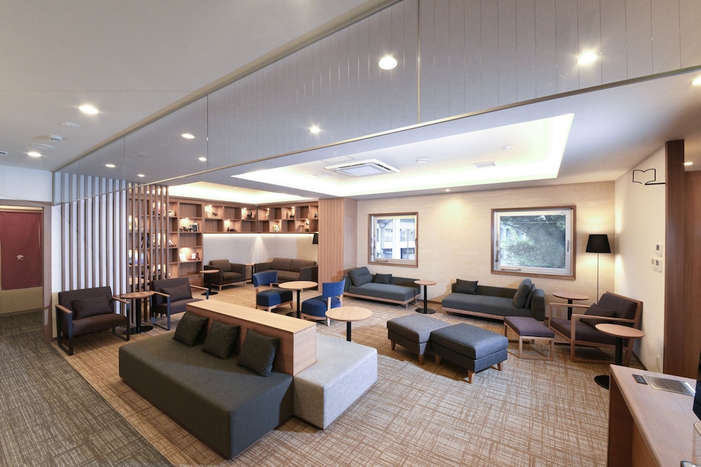 JR Inn Chitose 32/38