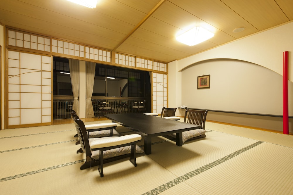 Kikunoya 26/48