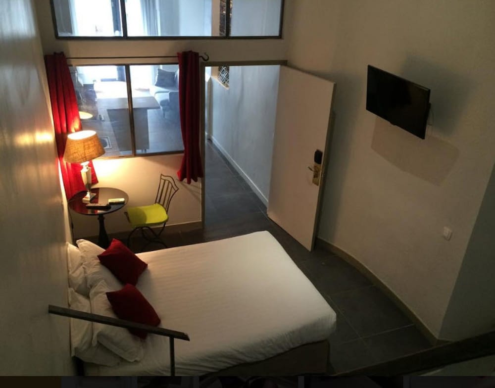 HOTEL LITTLE REGINA 37/54