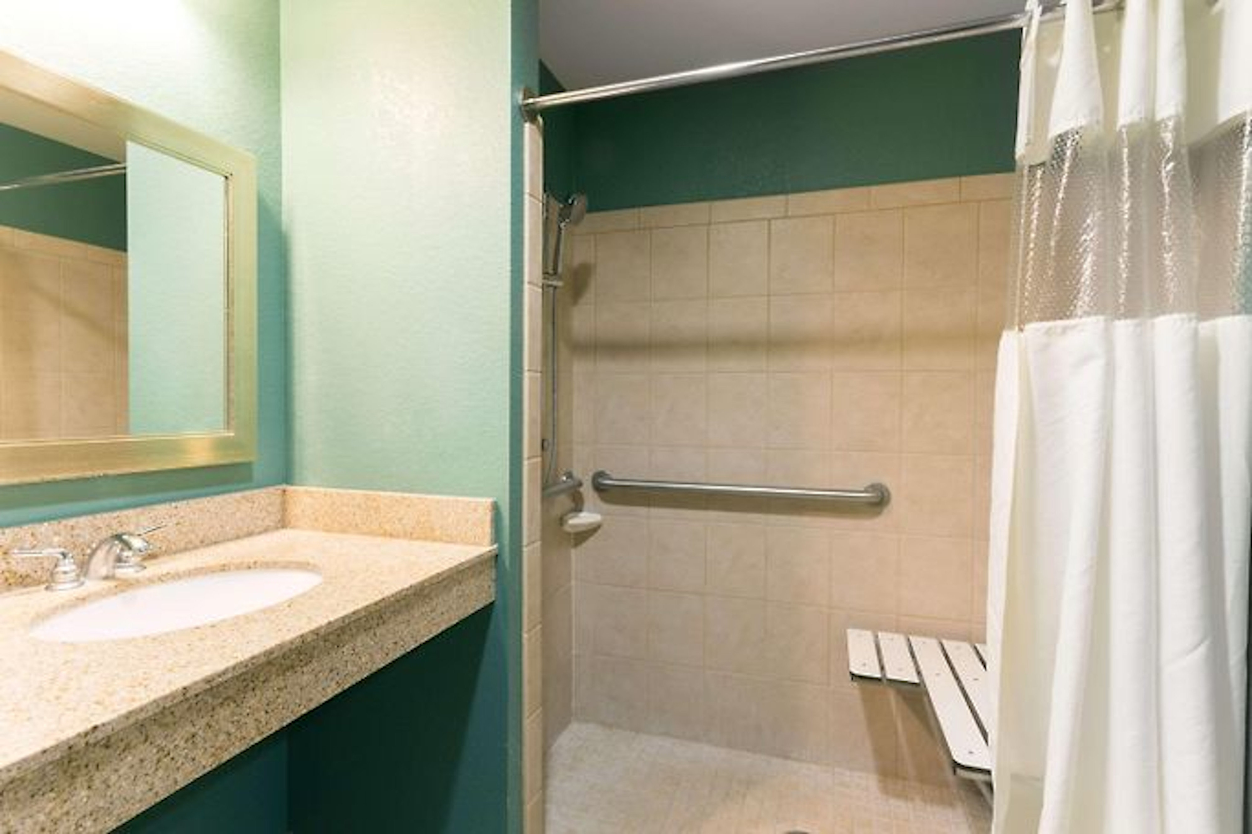 Holiday Inn Express & Suites Palm Coast - I-95 35/35