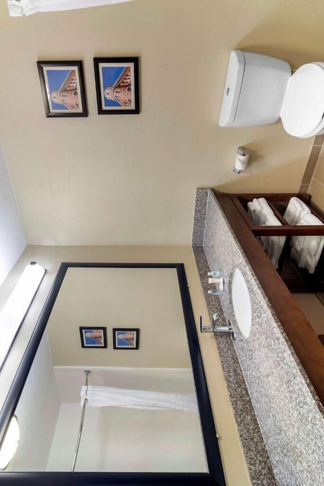 Comfort Inn And Suites Macon 39/40