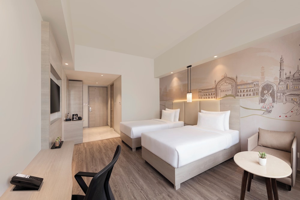 Mercure Lucknow Gomti Nagar 19/41