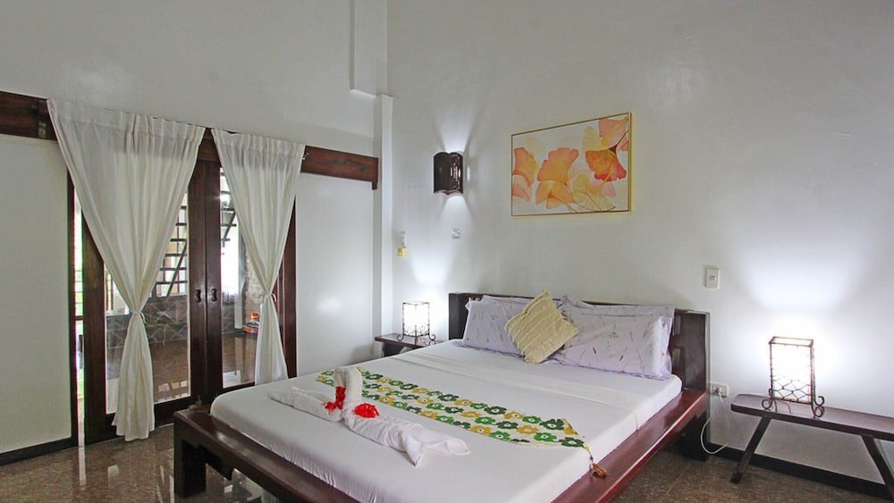 Ocean 101 Beach Resort 10/50