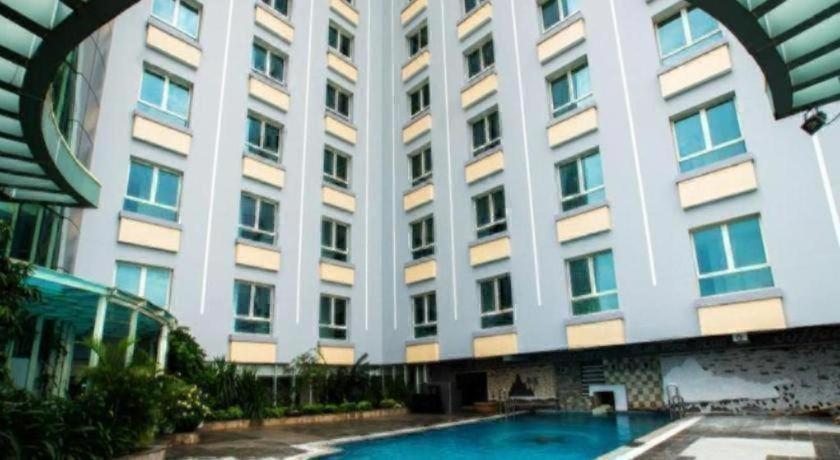 Kaya Hotel 11/51