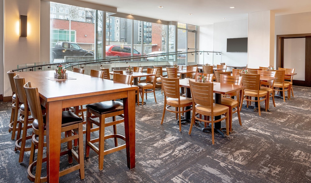 Hyatt Place Seattle Downtown 44/66