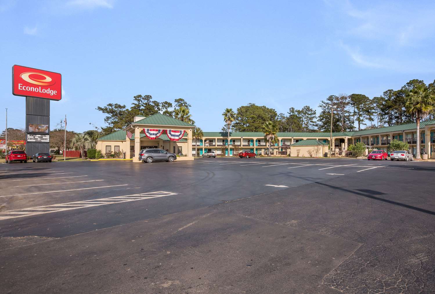 Econo Lodge Inn & Suites Hardeeville-I-95 44/59