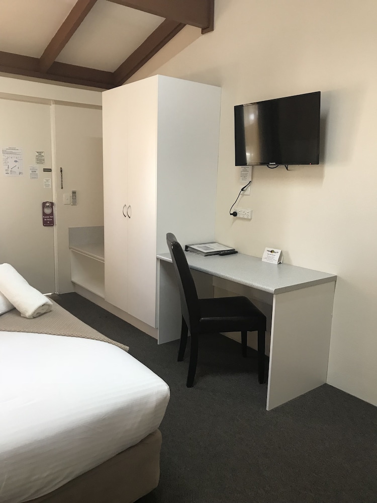 Hideaway Motor Inn 27/52