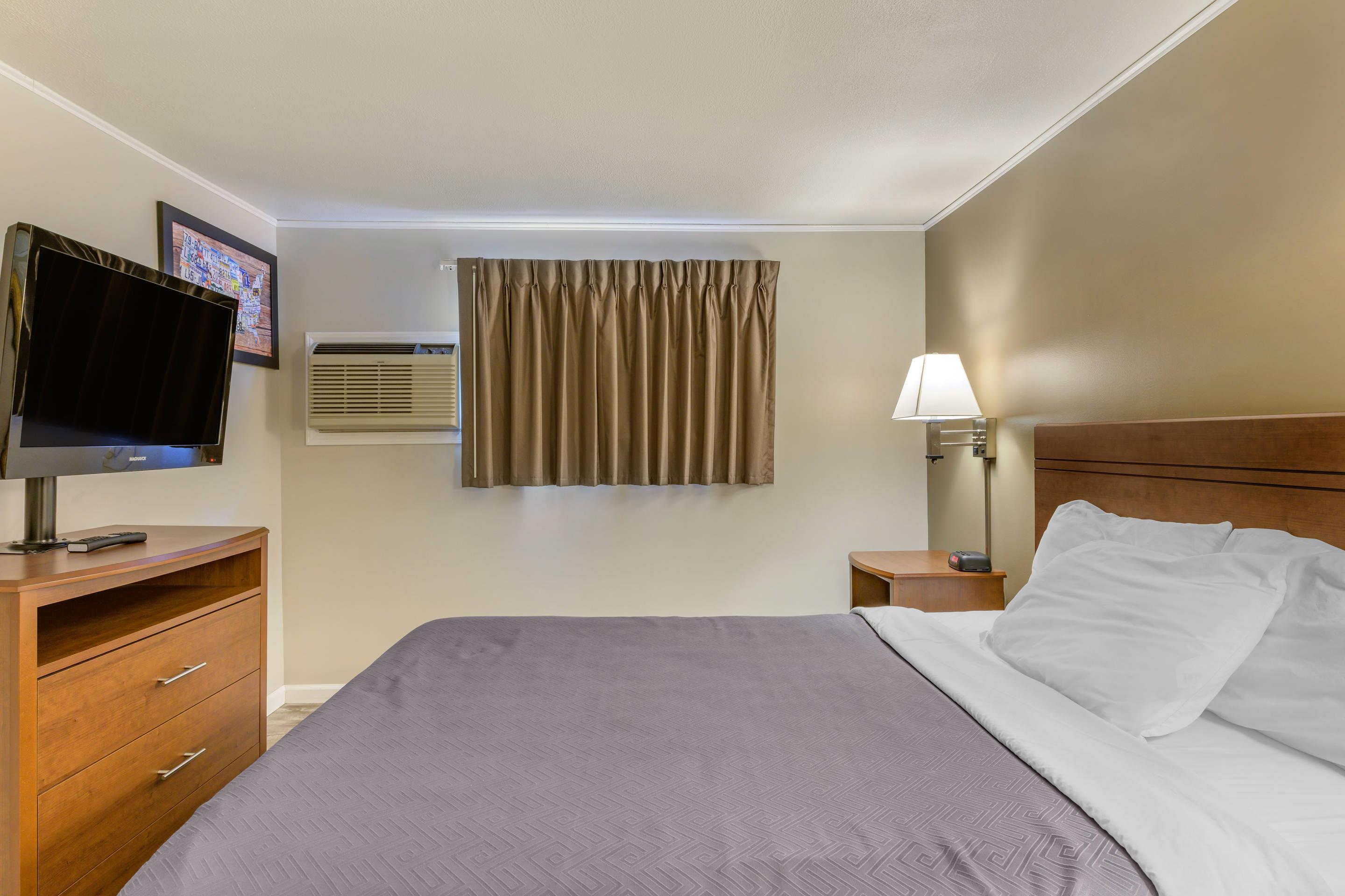 Room, Queen Bed, Smoking