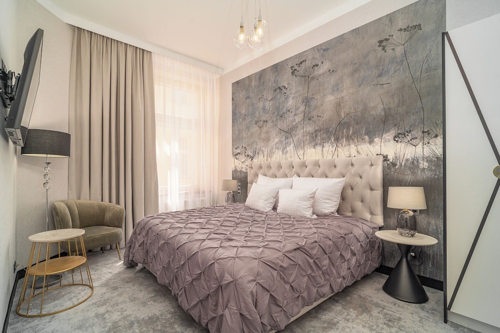 Szewska 22 Boutique 8/50