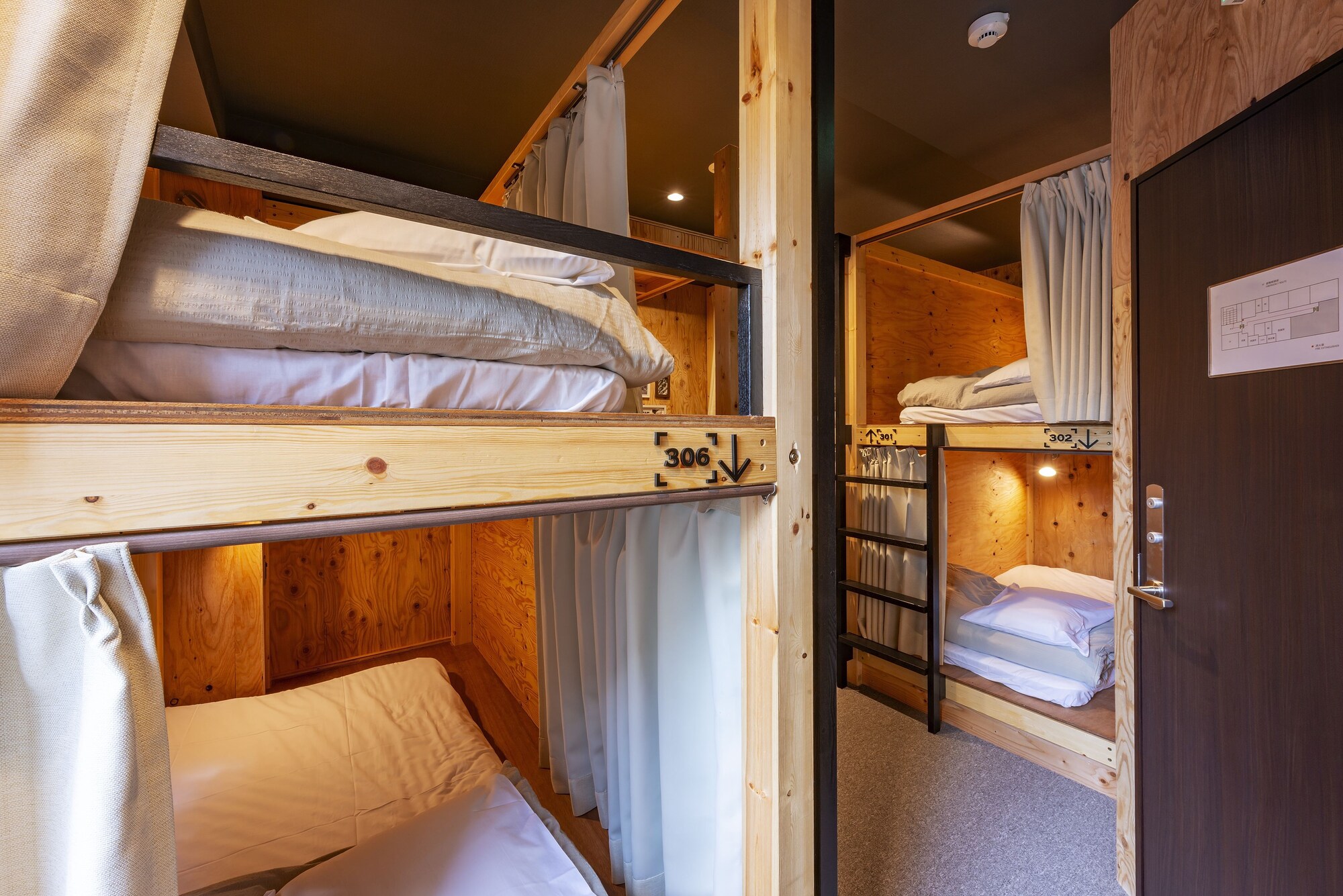 MIXED DORM