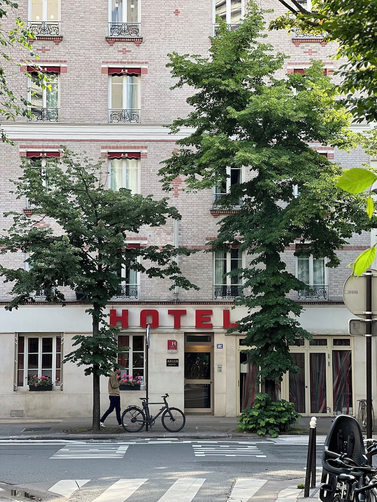 Hotel Marguerite 42/49