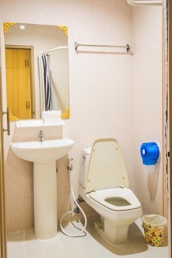 Newsuanmali Hotel 41/41