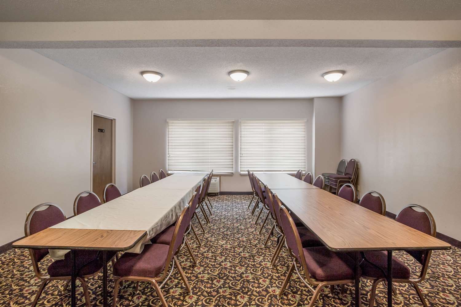 Quality Inn & Suites Lawrence - University Area 27/39