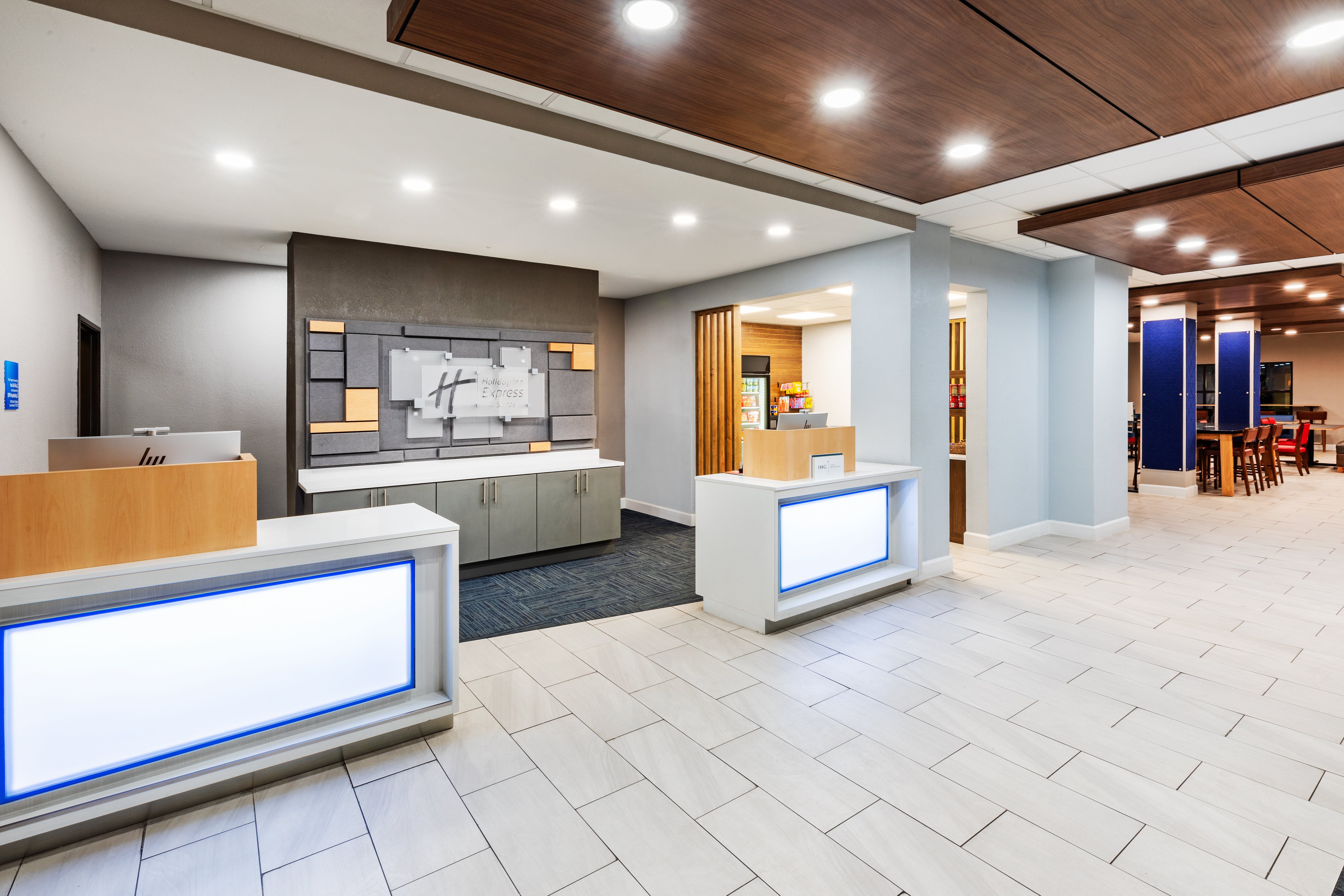 Holiday Inn Express Hotel And Suites Del Rio 9/37