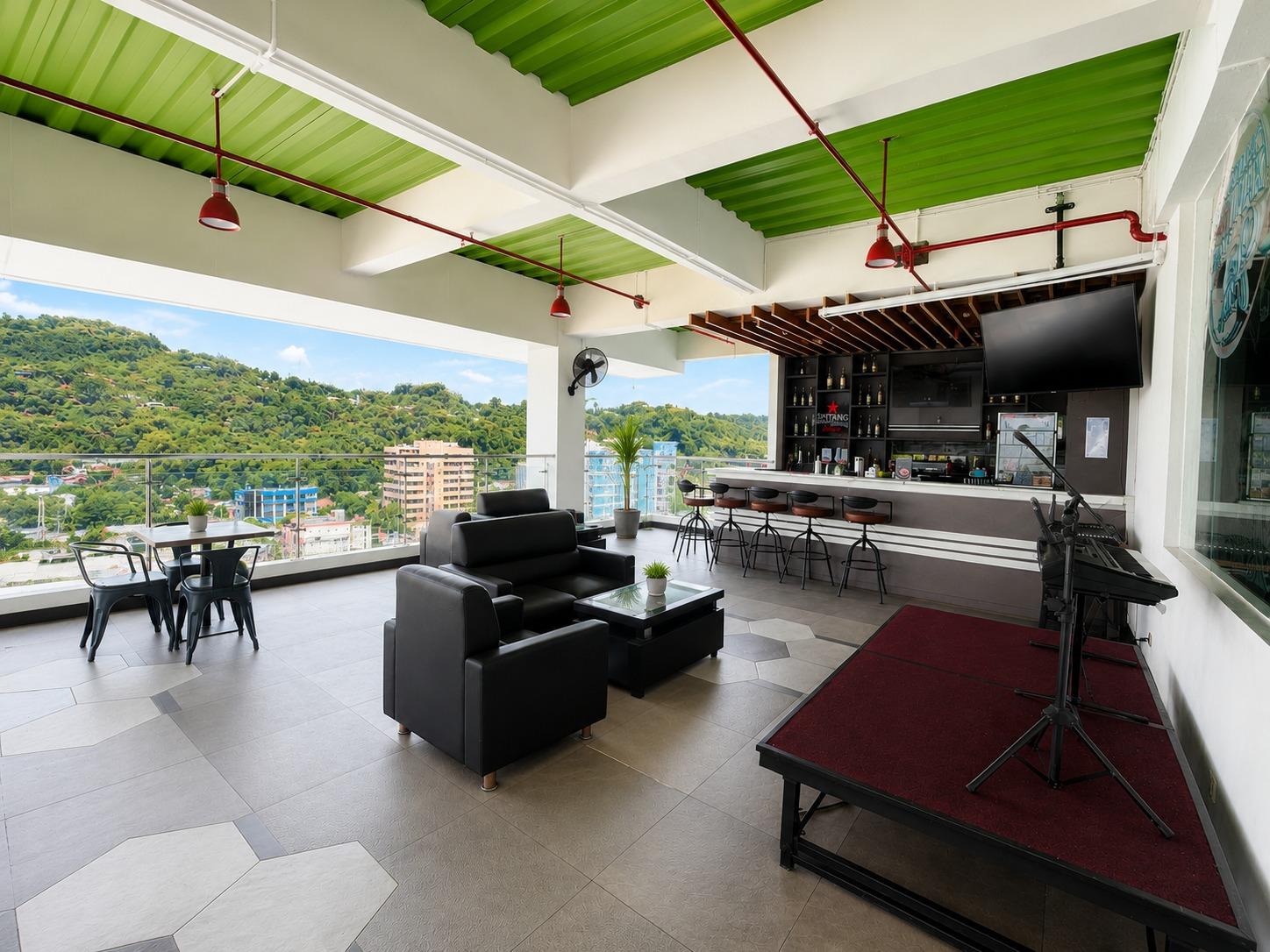 Maxone Hotel Jayapura 21/30