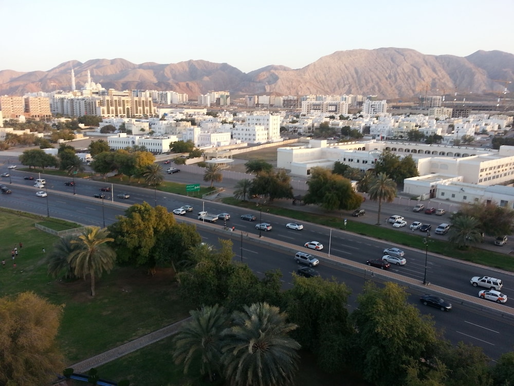 Muscat Inn Hotel 31/40