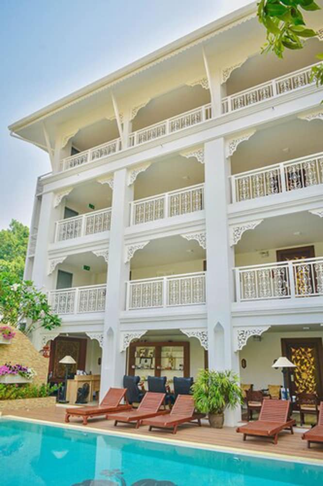 White Boutique Hotel and Spa 5/73
