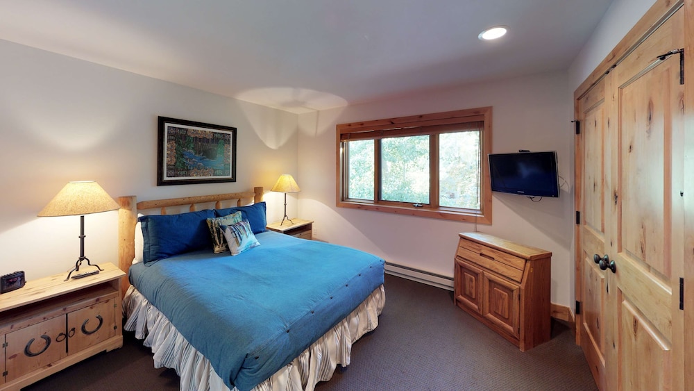 2 Bedrooms, Condo, Gold, Loft