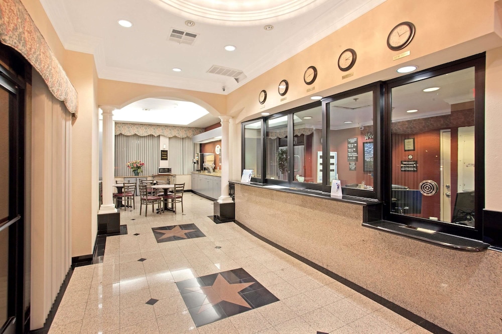 The Onyx Hotel Hollywood 13/20