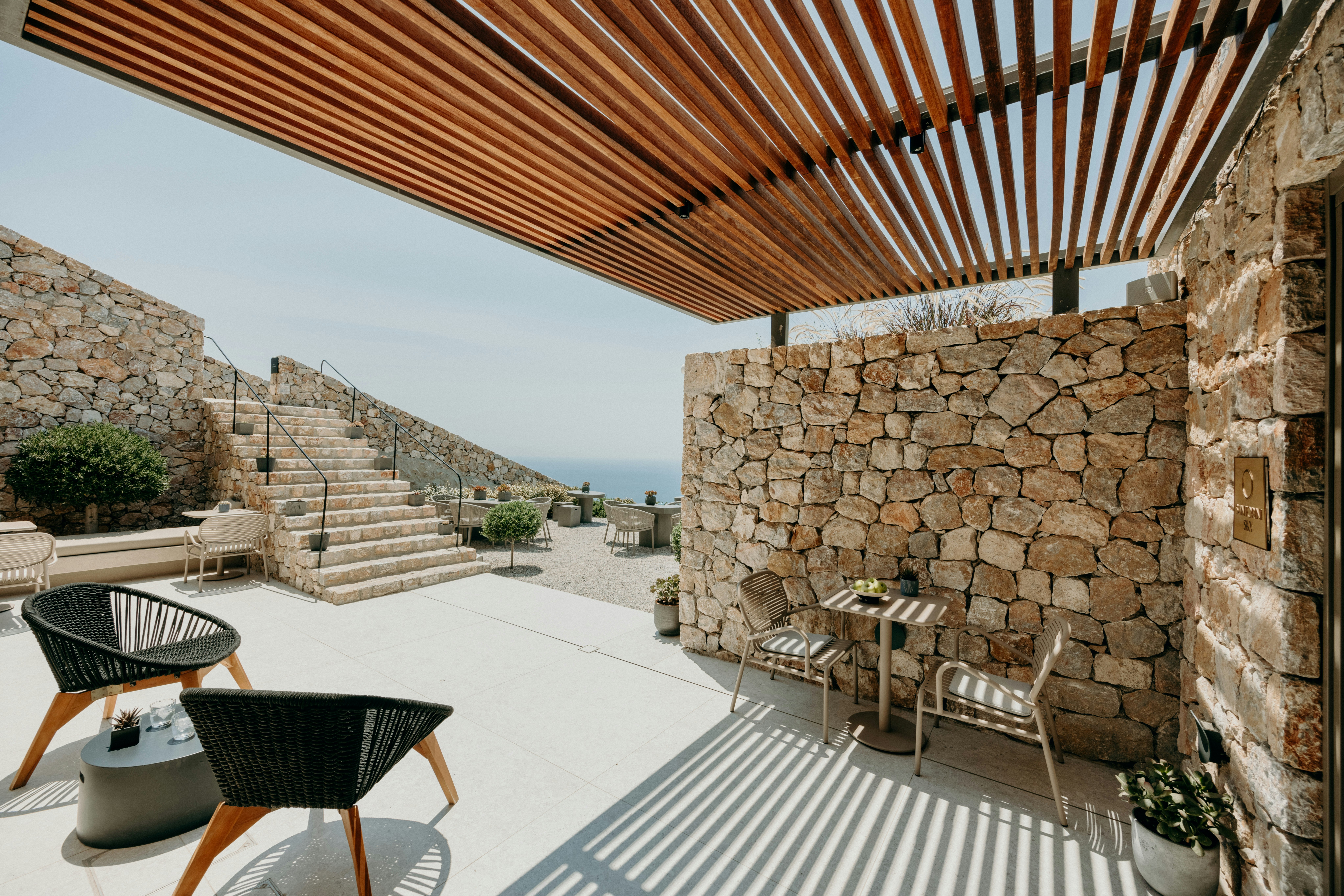 Santorini Sky Luxury Resort 21/50