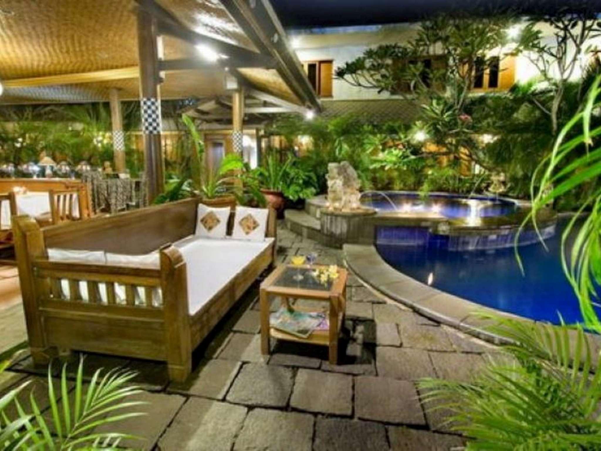 Nyiur Indah Beach Hotel 11/31