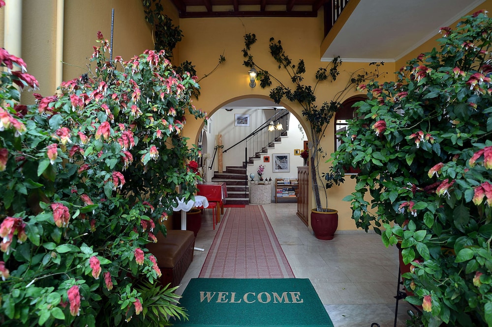 VILLA ELENI 7/44