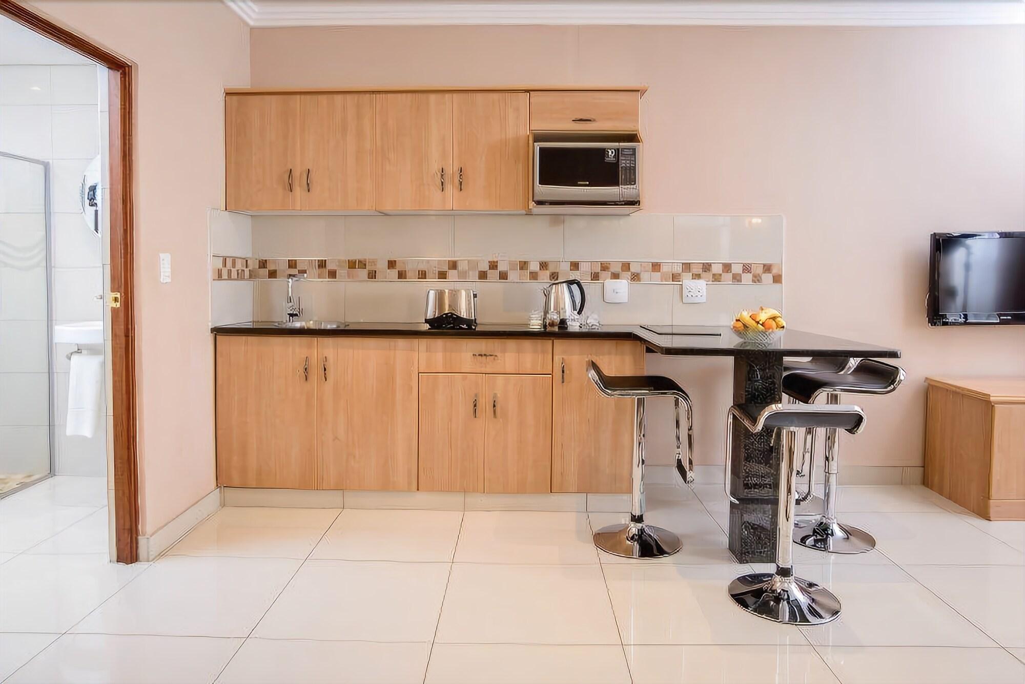 The Cycad Lodge & Chalets 6/50