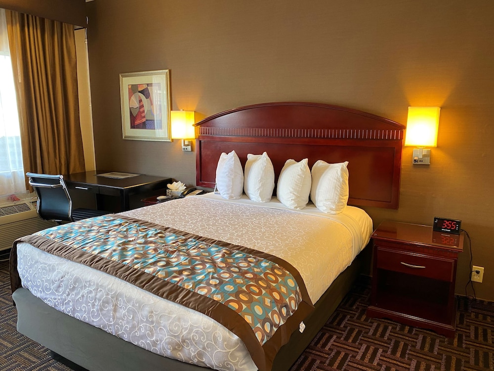 Best Western Pasadena Inn 15/35