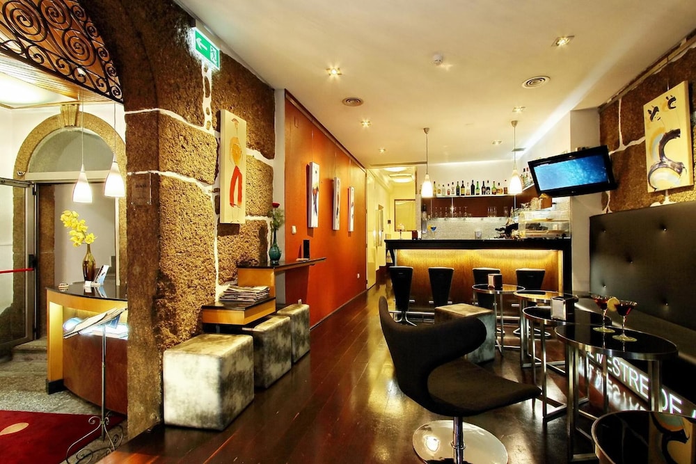 Hotel Mestre de Avis 32/50